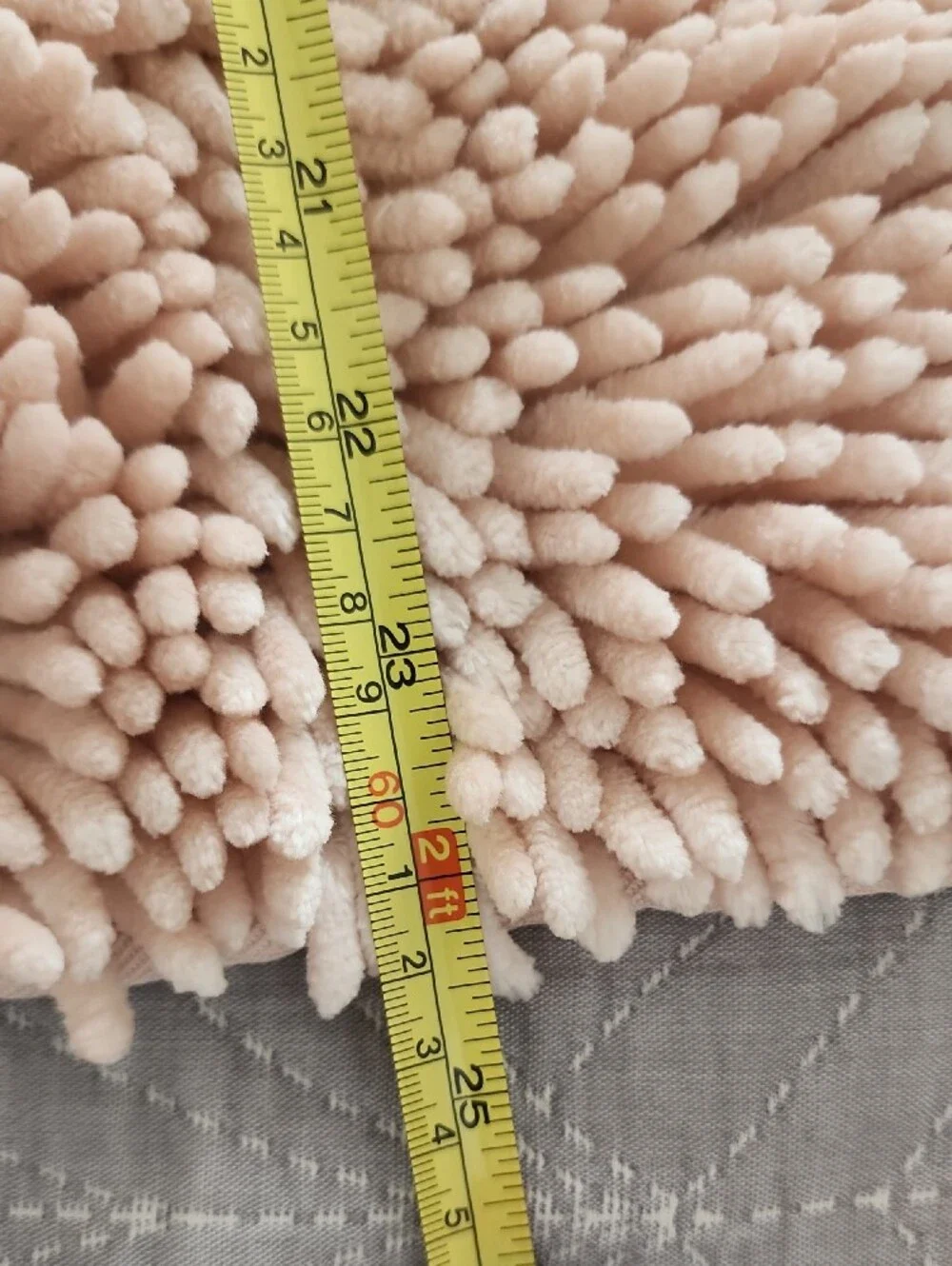 Plush Bath Mat -  Soft Chenille Baby Pink 18x24